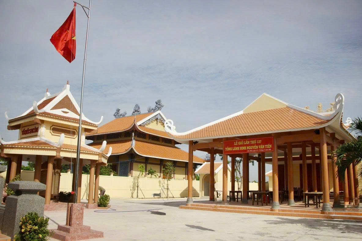 Di tích lịch sử Mộ và đền thờ Lãnh binh Nguyễn Văn Tiến