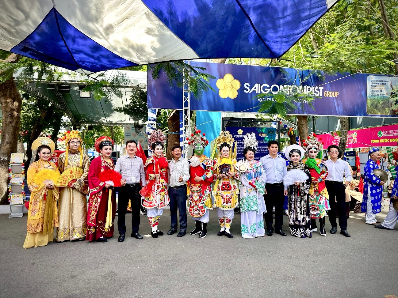 LONG AN THAM DỰ NGÀY HỘI DU LỊCH THÀNH PHỐ HỒ CHÍ MINH VỚI NHIỀU SẢN PHẨM DU LỊCH ĐẶC THÙ