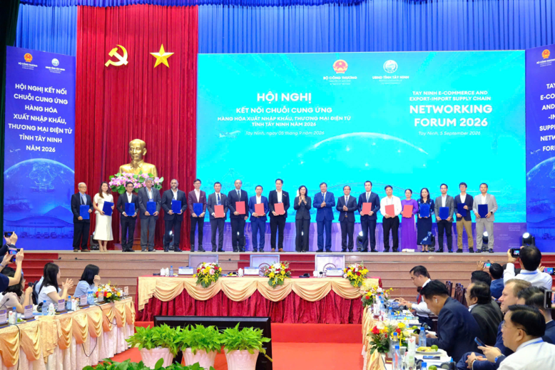 Hội nghị kết nối chuỗi cung ứng hàng hóa xuất nhập khẩu, thương mại điện tử lần IV năm 2026: Cầu nối đưa doanh nghiệp Tây Ninh  vươn ra thị trường quốc tế