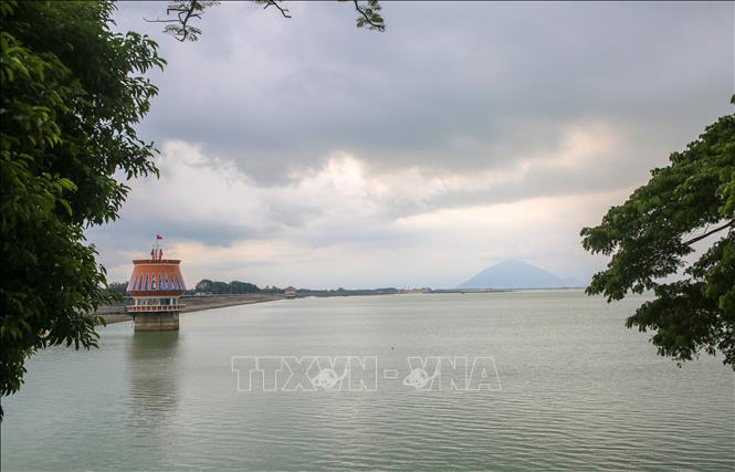 Điểm đến 'vàng' nông nghiệp công nghệ cao từ hồ Dầu Tiếng